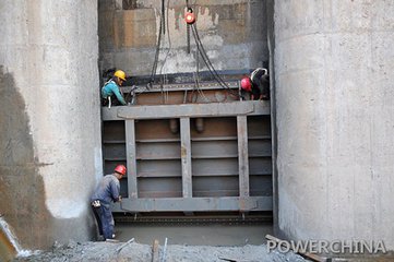 乌拉特前专业深耕喷漆翻新领域